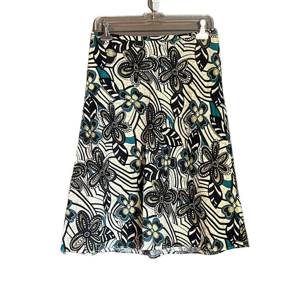 Reitmans linen blend floral patterned skirt.‎ Size 5